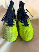 Dream Pairs Big Kids Size 6 Cleats Neon Green
