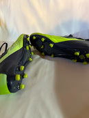 Dream Pairs Big Kids Size 6 Cleats Neon Green